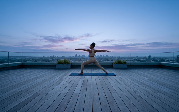 tactical yoga splash mobile 600x375 1